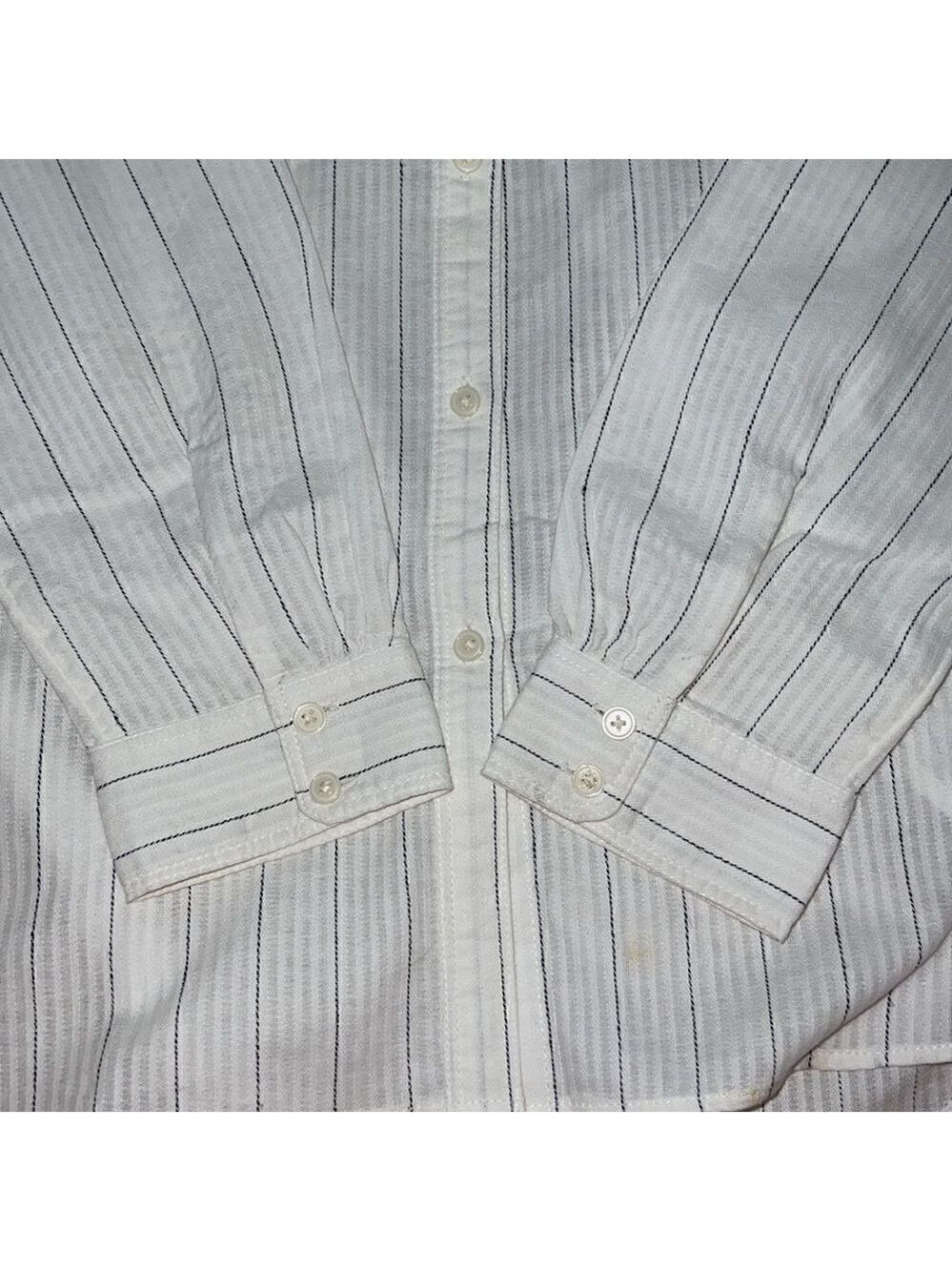 LOFT Linen Button Down 🤍 - Picture 5 of 6